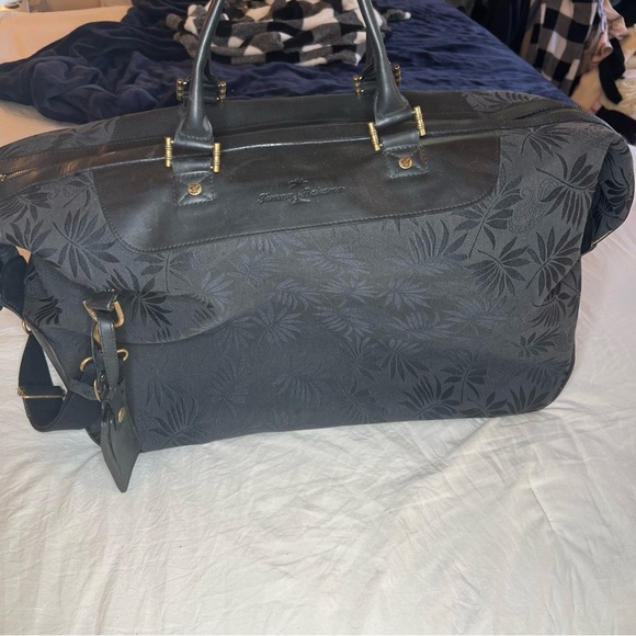 Tommy Bahama Other - Tommy Bahama Large Black Duffle Bag, Shoulder Strap Top Handles Leather Accents